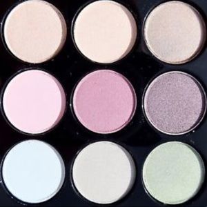 MAC Pastel Times Nine